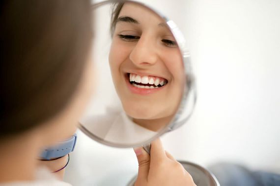 Dentist open on Saturday in Vancouver
